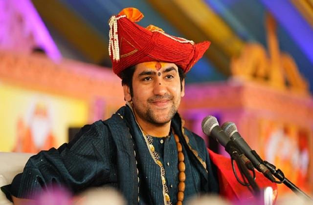 धीरेंद्र शास्त्री ने दी 4 बच्चे पैदा करने की सलाह, बोले- शादी के बाद मैं भी बढ़ाऊंगा आबादी