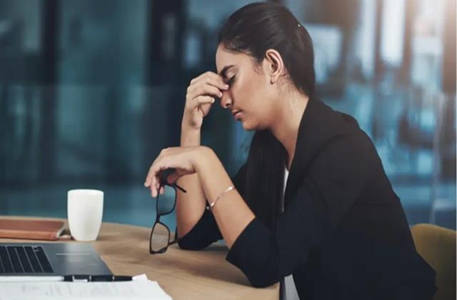 Working Women के दुश्मन है थायरॉइड, स्ट्रेस और पेट की चर्बी, ये तीनों चुपके से कर देते हैं सब बर्बाद