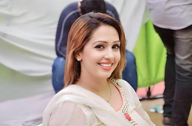 कनाडा में पंजाबी यूट्यूबर की चाकू मारकर हत्या, तीखे बयान देती थी नैन्सी ग्रेवाल