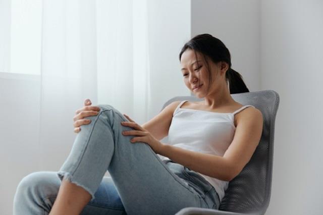 40 के बाद घुटनों में रहने लगा है दर्द? तो रोजाना करें ये काम