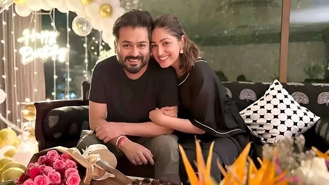 ‘धुरंधर’ के डायरेक्टर आदित्य धर का सादगी भरा घर, दिल जीत लेंगी अंदर की तस्वीरें