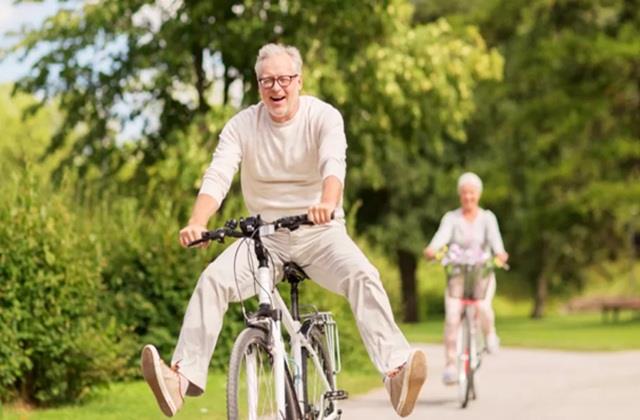 क्या आपकी उम्र अच्छी तरह बढ़ रही है? पता लगाने के लिए करवाएं ये 5 टेस्ट