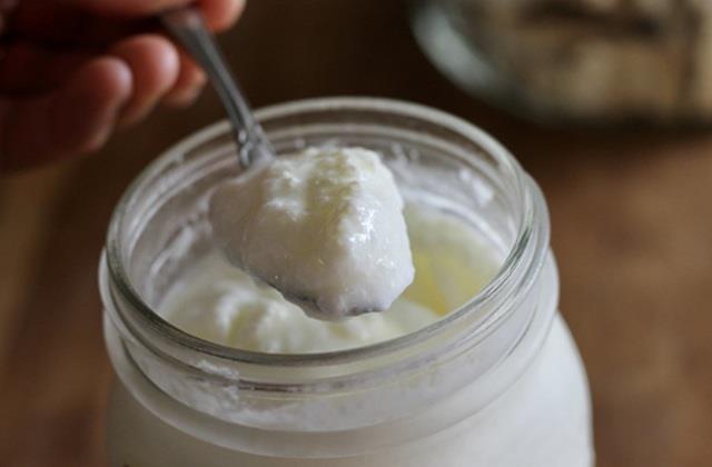 बेकार नहीं बेहद काम का है दही का पानी, न्यूट्रिशनिस्ट इसे मानते हैं Liquid Gold