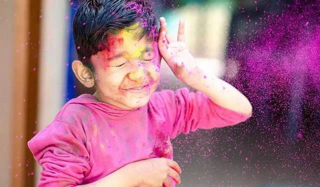 होली की मस्ती में बच्चों की सेहत न हो हल्की, इन 5 बातों का रखें खास ध्यान