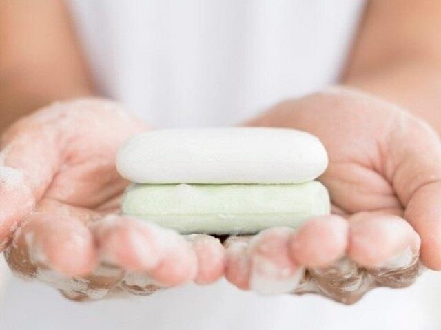 हार्श साबुन से प्राइवेट पार्ट साफ करना पड़ सकता है भारी, हो सकती है ये बीमारी