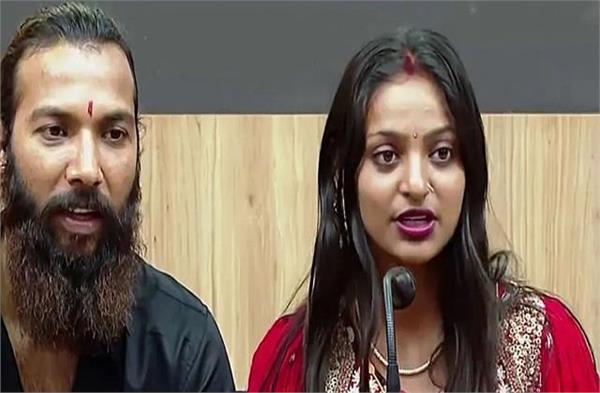 बाॅयफ्रेंड से शादी करने के बाद Monalisa को मिल रही जान से मारने की धमकियां, Video Viral