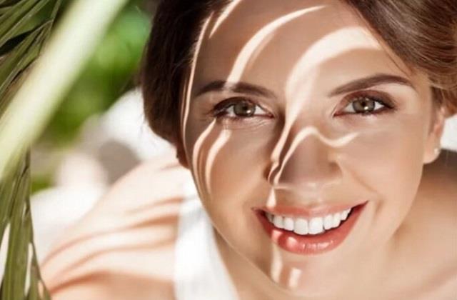 गर्मियों में चेहरे की चमक बढ़ाने के लिए अपनाएं ये आसान घरेलू उपाय