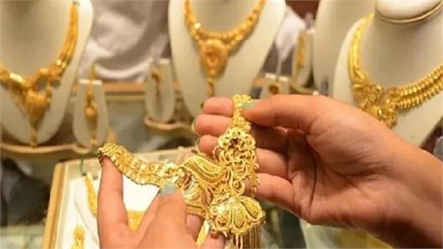 10 अप्रैल 2026: सोने और चांदी के दाम में गिरावट, जानें आज का नया भाव