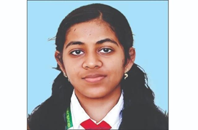 इस बेटी पर पूरे देश को गर्व, CBSE 10वीं बोर्ड  में 500 में से 500 अंक हासिल कर किया कमाल