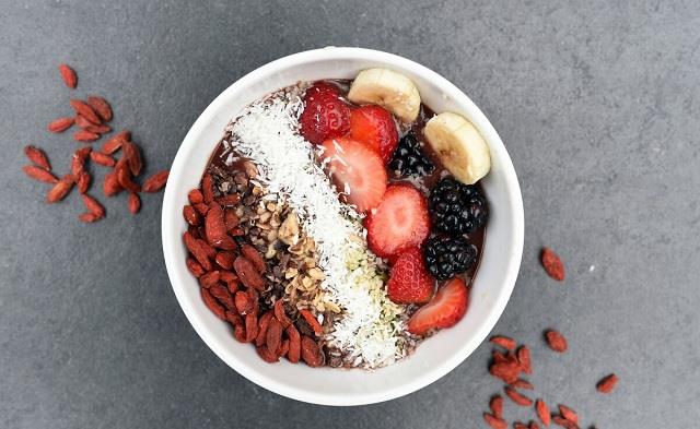 आज से ही डाइट में शामिल करें ये चीजें, आसपास भी नहीं फटकेगी लू