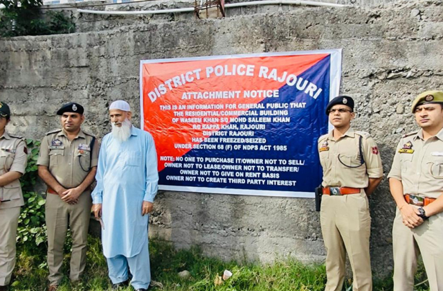 PunjabKesari, drug smuggler property attach