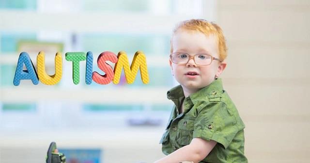 किस उम्र के बच्चों को Autism का रिस्क ज्यादा?
