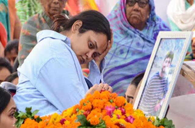 पहलगाम हमला: साल बीत गया लेकिन दर्द अभी भी ताजा हैं, पीड़ित की विधवा बोली- पाकिस्तान को कभी माफ मत करना