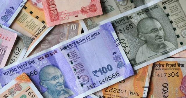 नहीं जानते होंगे नोटों पर लिखे इन अक्षरों का मतलब? जानकर हैरान रह जाएंगे