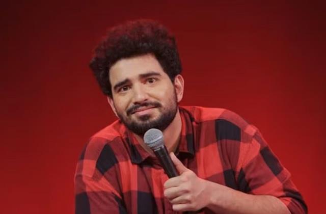 विवाद और तनाव के बीच समय रैना की बिगड़ी सेहत! आए Anxiety Attack, जानें इसके लक्षण