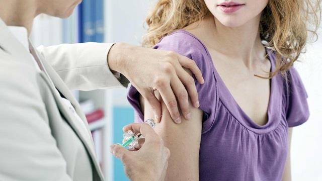 40 के बाद महिलाओं को रहता है इन बीमारियों का खतरा, ऐसे कम करें जोखिम