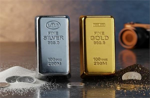 एक हफ्ते में चांदी के सीधे ₹10,000 गिरे दाम, सोना भी तेजी से हो रहा है सस्ता