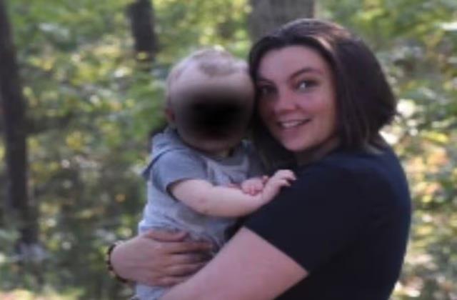 बच्चे को खाना नहीं देते थे माता- पिता, भूख लगने पर डायपर खा गया बच्चा और हो गई मौत