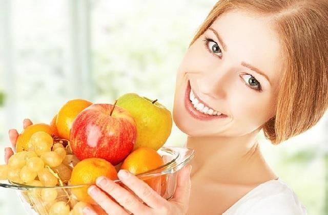 त्वचा  पर नहीं दिखेगा बढ़ती उम्र का असर, डाइट में शामिल करें ये 5 Nutritions