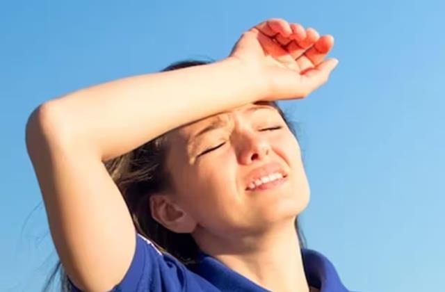 गर्मी में बर्दाश्त से बाहर हो जाता है सिर दर्द ? ताे Migraine है इसका कारण