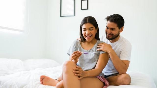 प्रेग्नेंसी प्लानिंग सिर्फ महिलाएं ही नहीं, पुरुष भी करें खुद को तैयार, ये 8 तरीके आएंगे काम