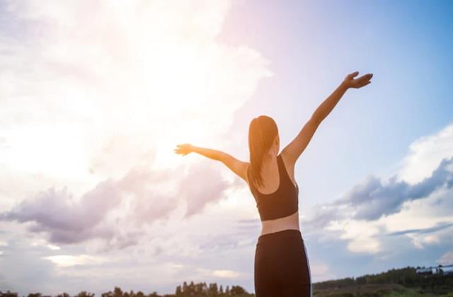 रोने का करता है मन तो हेल्दी हैं आप, समझिए शरीर के इस अजीब इशारों को