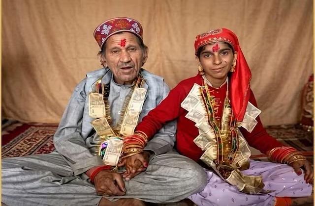66 साल के बुजर्ग ने पोती की उम्र की लड़की संग रचाई शादी, युवती बोलीं-खूब सेवा करूंगी