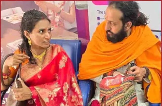 पहले बने साधु, अब बने दूल्हा... महाकुंभ वाले IIT बाबा ने इंजीनियर से कर ली शादी