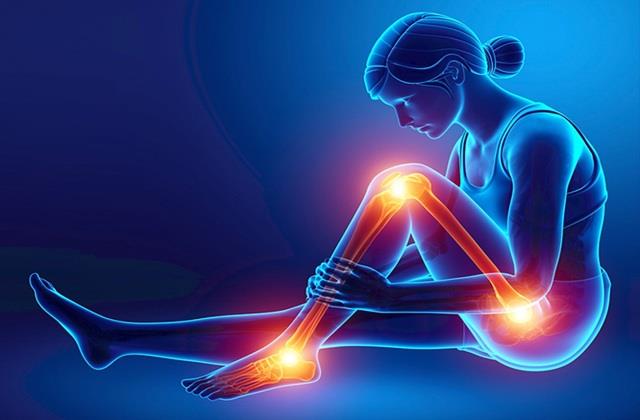 35 पार करते ही हड्डियाें पर ध्यान दें महिलाएं, ये बीना दर्द और परेशानी के हो जाती हैं खोखली