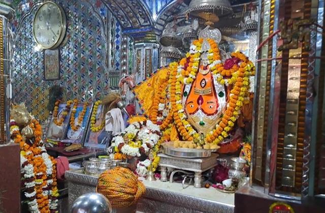 इस मंदिर में गणेश जी को दूर- दूर से मिलता है Wedding Card, भगवान कृष्ण की शादी से है इसका Connection