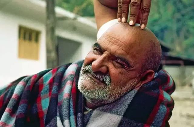 नीम करोली बाबा की चमत्कारी कहानी, 'बुलेटप्रूफ' कंबल ने युद्ध में बचाई सैनिक की जान !