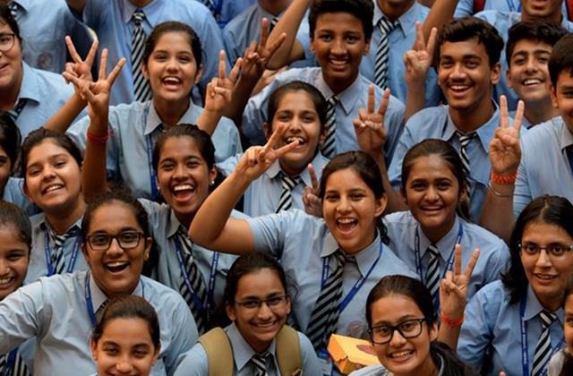 CBSE 12th Result: 85.20% स्टूडेंट्स हुए पास  94,000 बच्चों के आए  90% से ज्यादा Marks