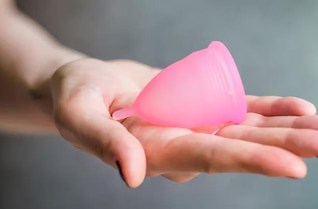 Menstrual cup  का ज्यादा इस्तेमाल है जानलेवा,  इससे हाेती है बेहद गंभीर बीमारी