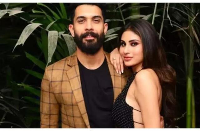 हमारे जीवन में ताक-झांक बंद करो...  तलाक के बाद मौनी रॉय के Ex Husband ने शेयर किया पहला पोस्ट