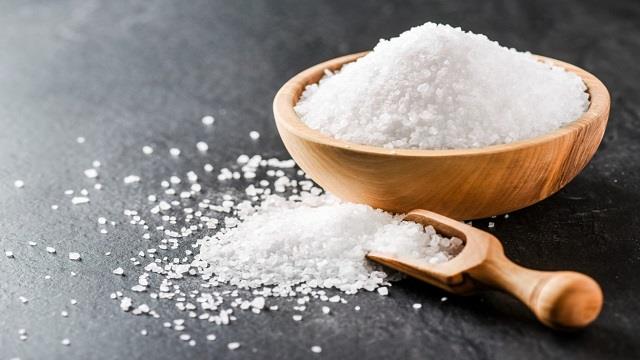 सिर्फ खाने का नमक नहीं, इन फूड्स से भी बढ़ रहा है सोडियम