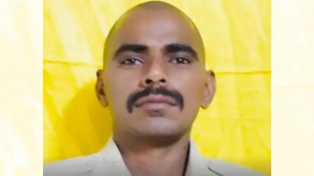 ट्रेनिंग के दौरान CISF जवान का निधन, 6 महीने पहले ही लगी थी नौकरी, तिरंगे में लिपटकर घर लौटा शव