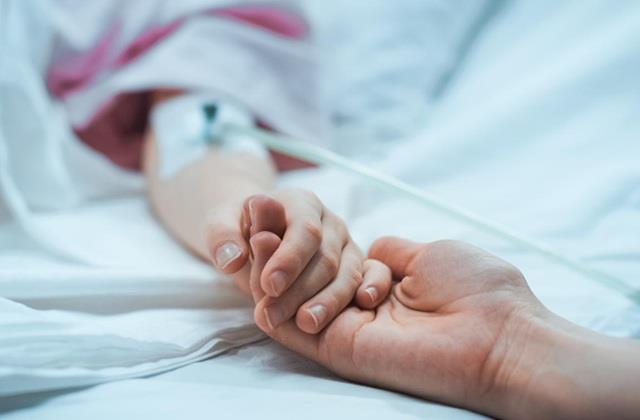 मां- बाप के लिए चिंता भरी रिपोर्ट, 49 लाख बच्चों की 5  साल से पहले ही हो गई मौत