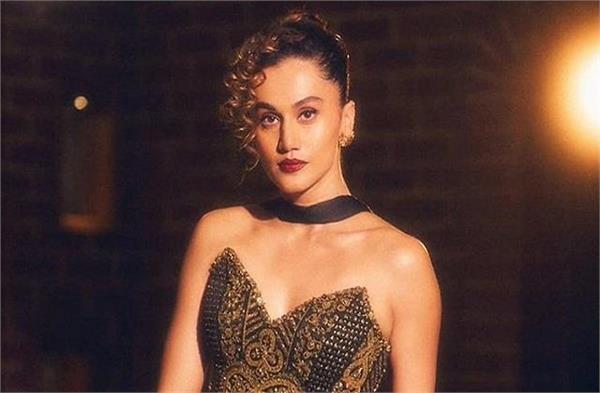Shah Rukh जैसे स्टार को कहकर देखो...' 30 की Taapsee को नहीं मिल रहे रोमांटिक रोल