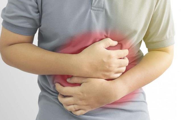 पेट में हर समय गड़बड़ी रहना किसका संकेत, इन लक्षणों पर ध्यान दें