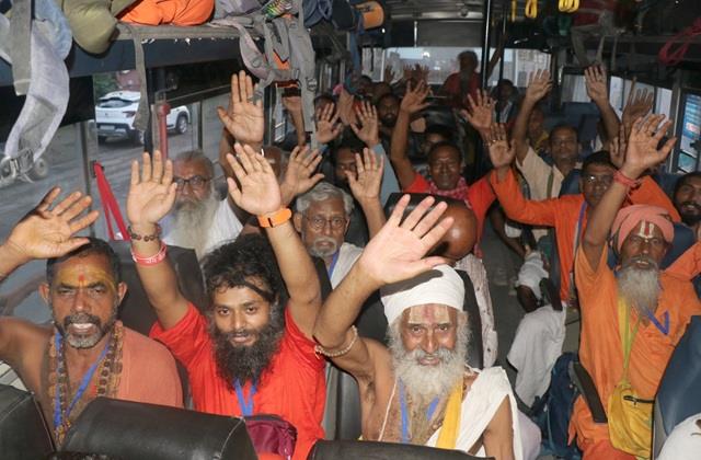 साल का लंबा इंतजार खत्म: अमरनाथ यात्रा का हुआ श्रीगणेश, बाबा बर्फानी के दर्शन के लिए निकले 4,800 यात्री