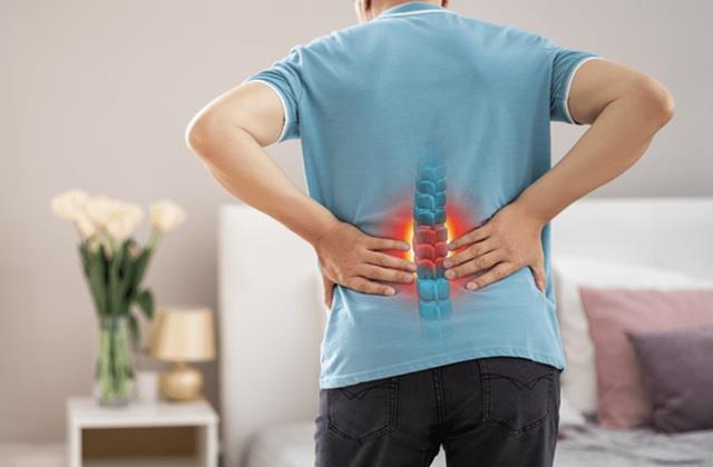 नसों के दर्द को Muscle pain समझकर बहुत बड़ी गलती करते हैं लोग, समझिए दोनों में फर्क
