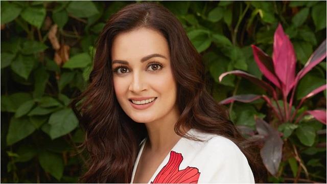पेरिमेनोपॉज पर छलका दीया मिर्जा का दर्द, बोलीं- होने लगी हैं ये दिक्कतें, जानिए इसके लक्षण