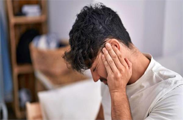कानों के लिए खतरनाक है बारिश,  अच्छे से कर लो इसकी सफाई नहीं तो सुनना हो जाए बंद !