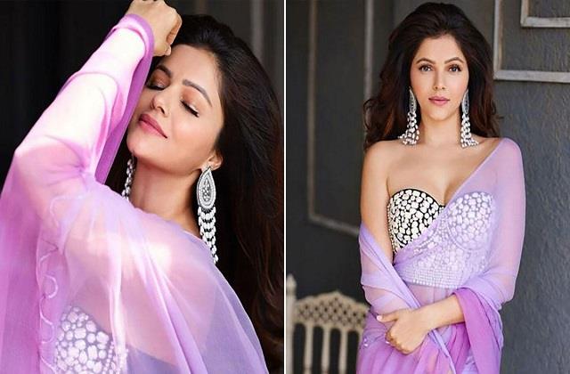 साड़ी से लेकर स्टेटमेंट ड्रेस तक, हर लुक में छा जाती हैं Rubina Dilaik