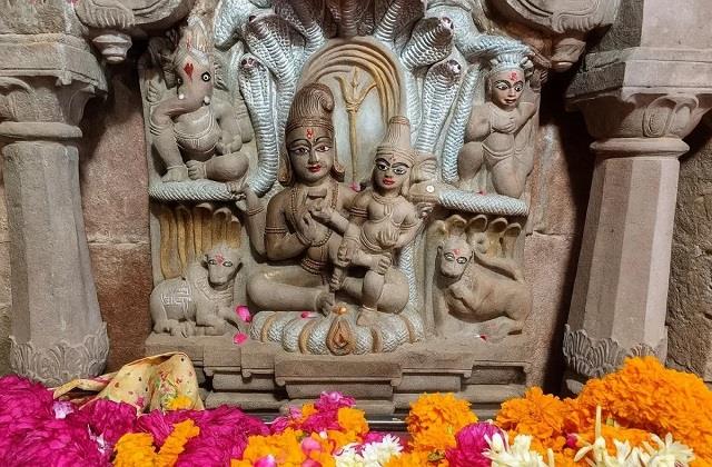 साल में सिर्फ एक दिन खुलता है ये मंदिर, दर्शन मात्र से दूर होता है कालसर्प दोष!