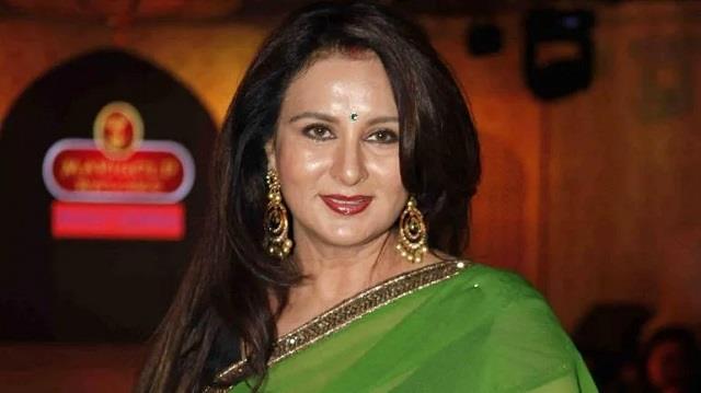 64 की Actress पूनम ढिल्लों मुंबई के लीलावती अस्पताल में भर्ती, सामने आया हेल्थ update