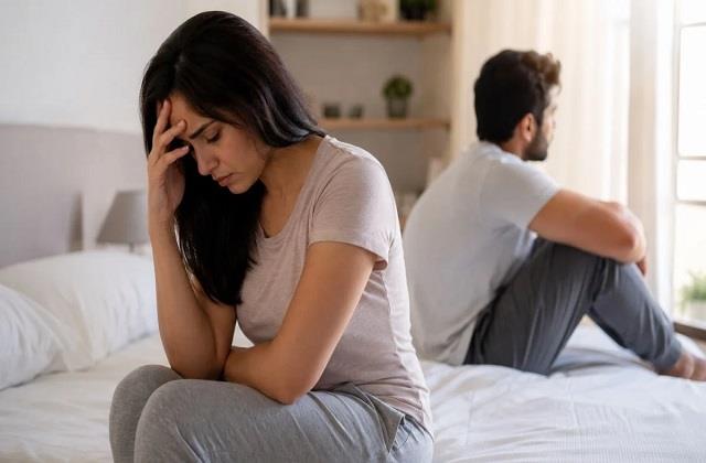 फिजिकल रिलेशन के दौरान 40% महिलाओं को होती है ये परेशानी, जानें इसके संकेत