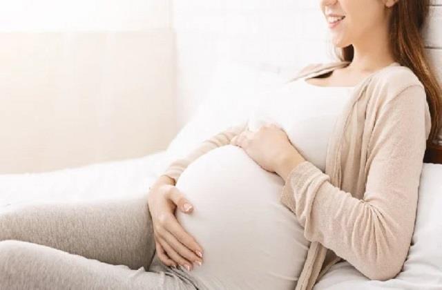 बारिश में होने वाली है डिलीवरी? मां और बच्चे की सेफ्टी के लिए 4 बातों का रखें खास ध्यान