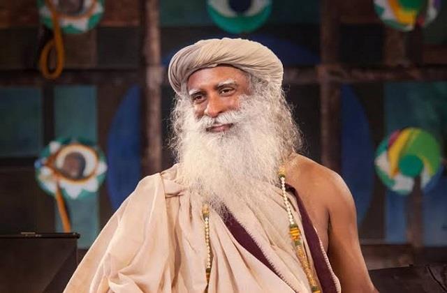 Sadhguru ने बताया इम्यूनिटी बढ़ाने का आसान नुस्खा, बस शहद में भिगोकर खाएं ये 2 चीजें