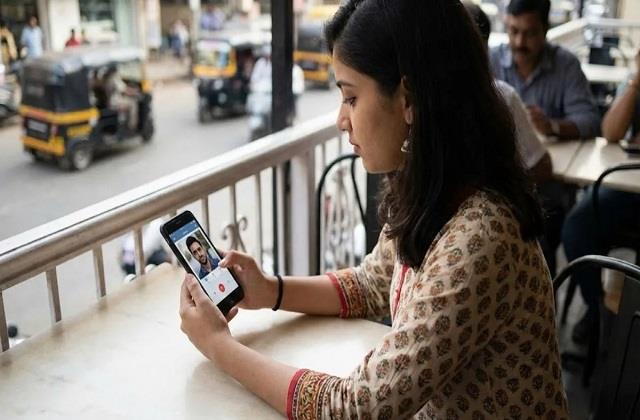डेटिंग ऐप्स से क्यों दूर हो रही है Gen Z? सर्वे में सामने आई बड़ी वजह